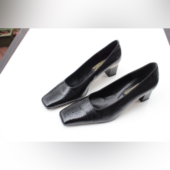 J.Renee Shoes - J. Renee pumps
